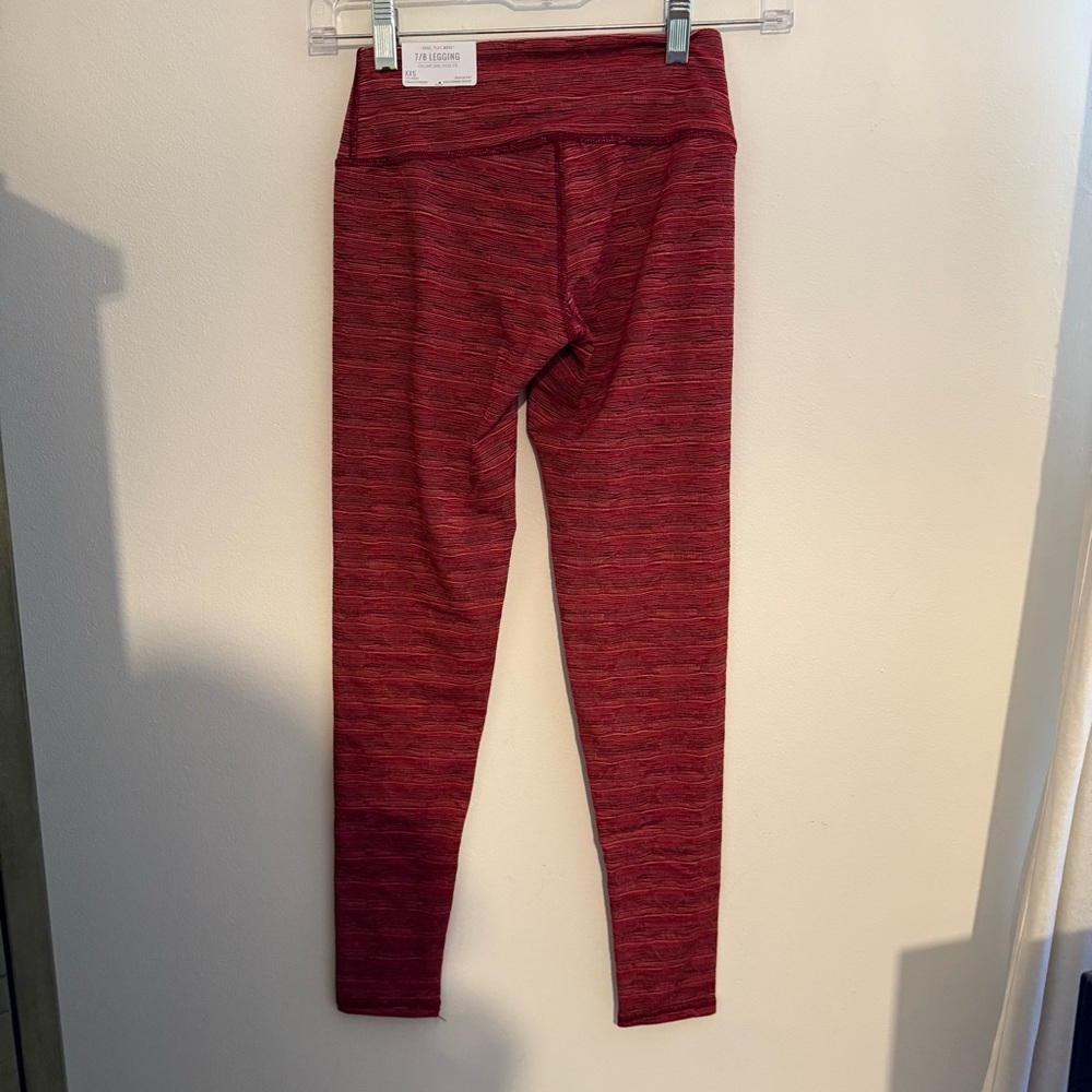 Aerie Red Striped Leggings 7/8 NWT - Picture 2 of 4